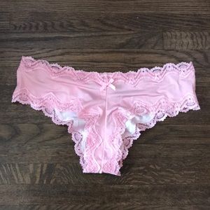 Satin underwear with sequins and bowls